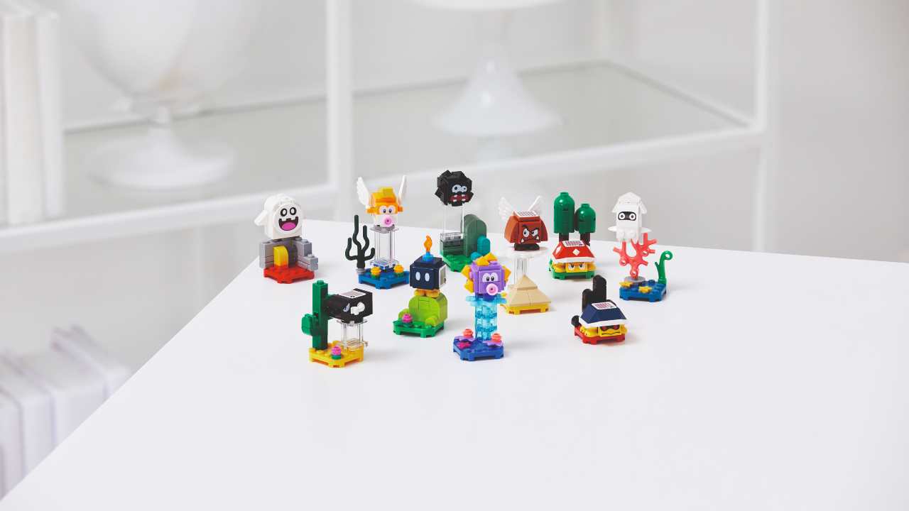 LEGO Super Mario