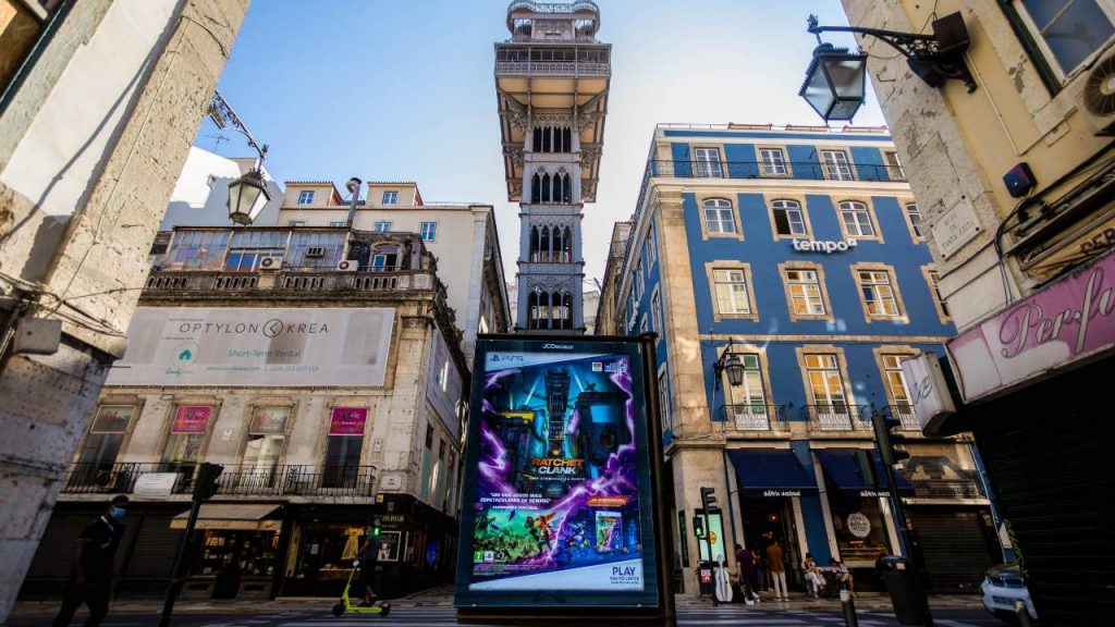 Ratchet & Clank Lisboa, Elevador de Santa Justa_ Horizontal (1)